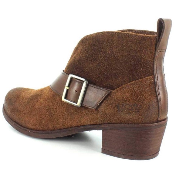 UGG Wright Belted Boot - Picture 3 of 7